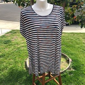 New Avenue Short Sleeve Top size 30/32